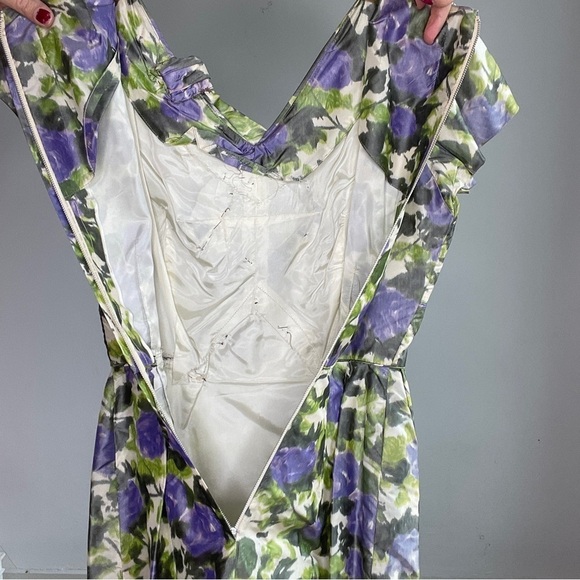 Vintage Green and Purple Floral Sheath Dress - Picture 10 of 15